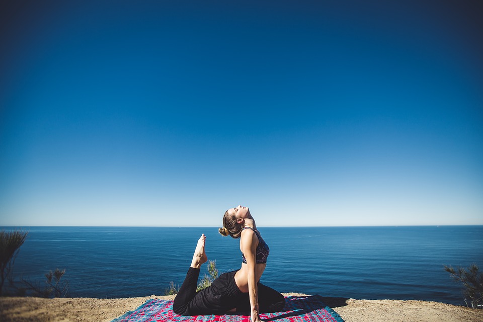 Al via “Summer Yoga”, lezioni gratuite di yoga per tutta l’estate