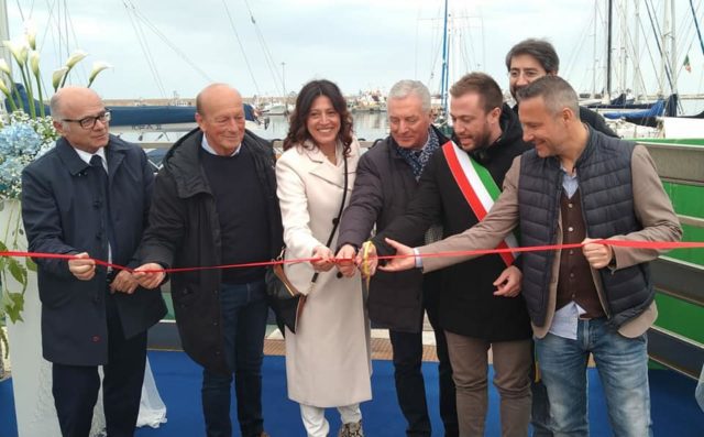 Giulianova, inaugurato il primo resort galleggiante in Abruzzo