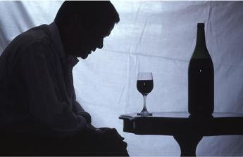 Vuoi diventare papà? Niente alcol 3 mesi prima di concepire