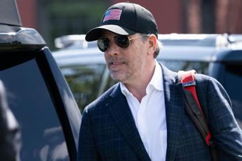 Hunter Biden incriminato per reati fiscali: “Milioni in droga e escort invece di pagare le tasse”