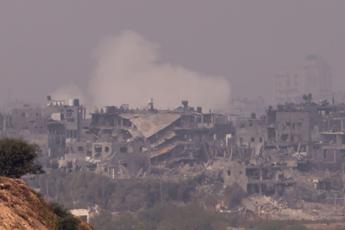 Hamas: “Oltre 9mila morti a Gaza”. Riapre il valico di Rafah