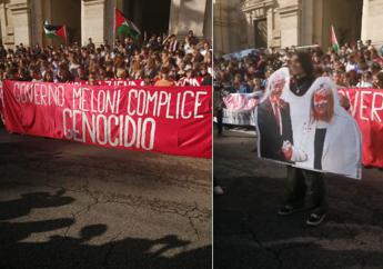 Manovra, studenti in corteo. A Roma cori pro Palestina e foto Meloni e Netanyahu sporchi di sangue