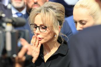 Marina Berlusconi: “Voglio condividere ultimo scritto di papà, lascito ideale”