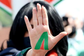 Alitalia, al via procedura di licenziamento per 2.668 lavoratori