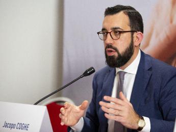 TikTok. Pro Vita Famiglia: Basta minori sui social, Parlamento alzi età consenso e aumenti verifiche