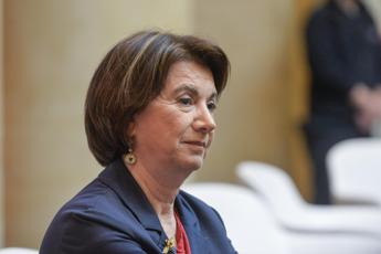 Natalità, Roccella: “Grande incentivo per investimento potrebbe arrivare da Ue”