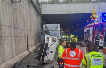 Scontro in tangenziale nord di Milano, 2 morti e 2 feriti gravi