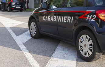 Sestri Levante, spara alla moglie e chiama i carabinieri: “L’ho uccisa io”