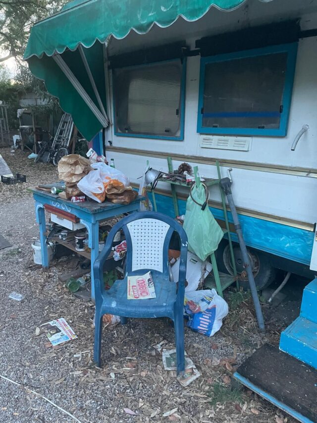 Sgomberata l'oasi dell'illegalità del Campetto Occupato a Giulianova