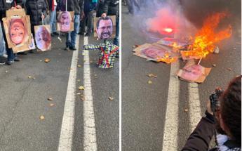 Torino, a corteo studenti bruciate foto di Meloni e Salvini. Occupati binari a Porta Susa