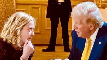 Meloni a Parigi: “Con Trump e Musk piacevole occasione di dialogo”