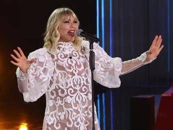 Matilde Brandi: “Sposerò Francesco. Angela Melillo? Non la riconosco più, è manipolata”