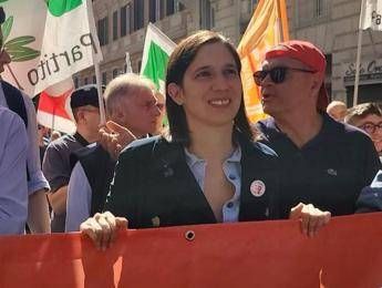 1 maggio, Schlein in piazza a Roma: “Andiamo a votare 5 sì ai referendum”