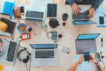 Stipendi e professioni, ecco come cambierà il mercato del lavoro nel 2026