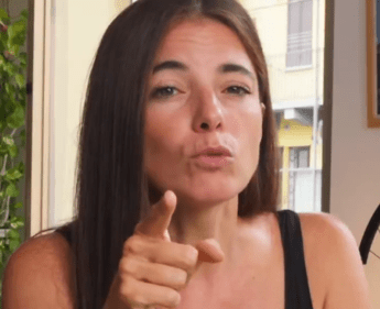 Caso Report, Giulia Innocenzi: “Dicono che lavoro grazie a favori sessuali? Insulti sessisti, è forma di violenza”. E annuncia denunce