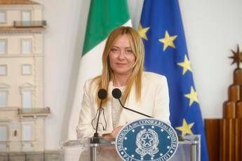 Governo, sulla stampa estera il record di stabilità: “Meloni fa la storia politica dell’Italia”